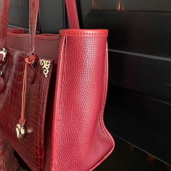 ❤️SOLD❤️Vintage Brighton Red Croc Embossed Handbag - Picture 3 of 12